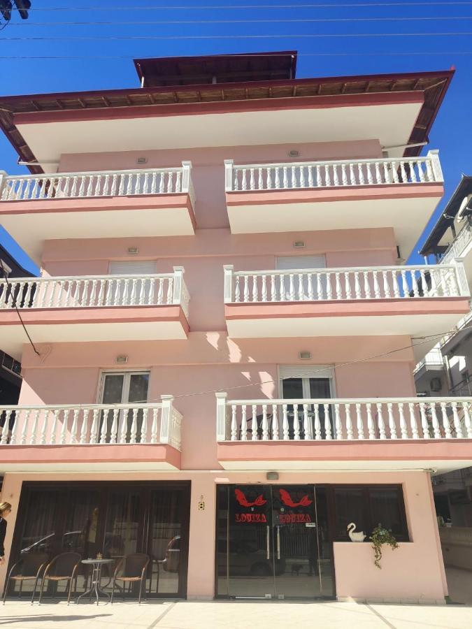 Hotel Louiza Paralía Exterior foto